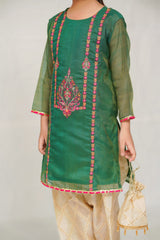 Charming Green Outfit